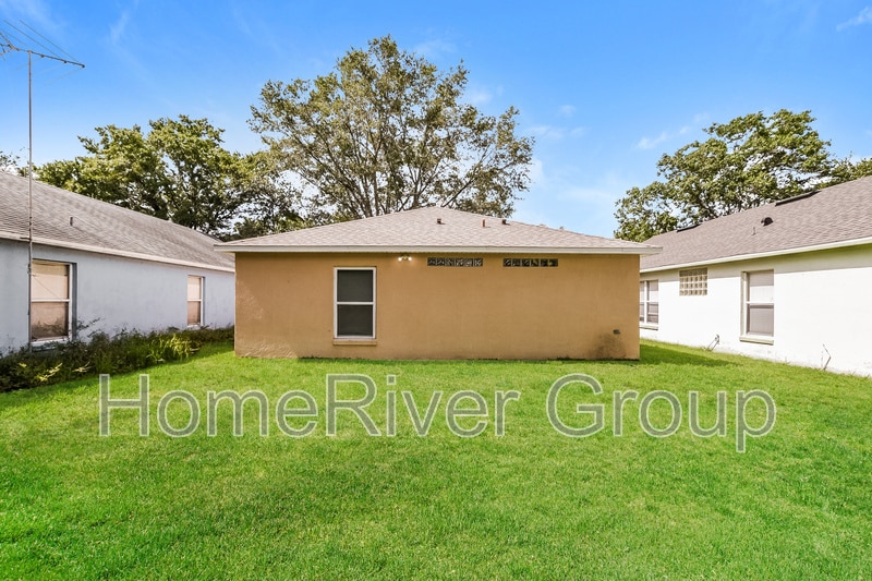 Building Photo - 310 Daniels Pointe Dr