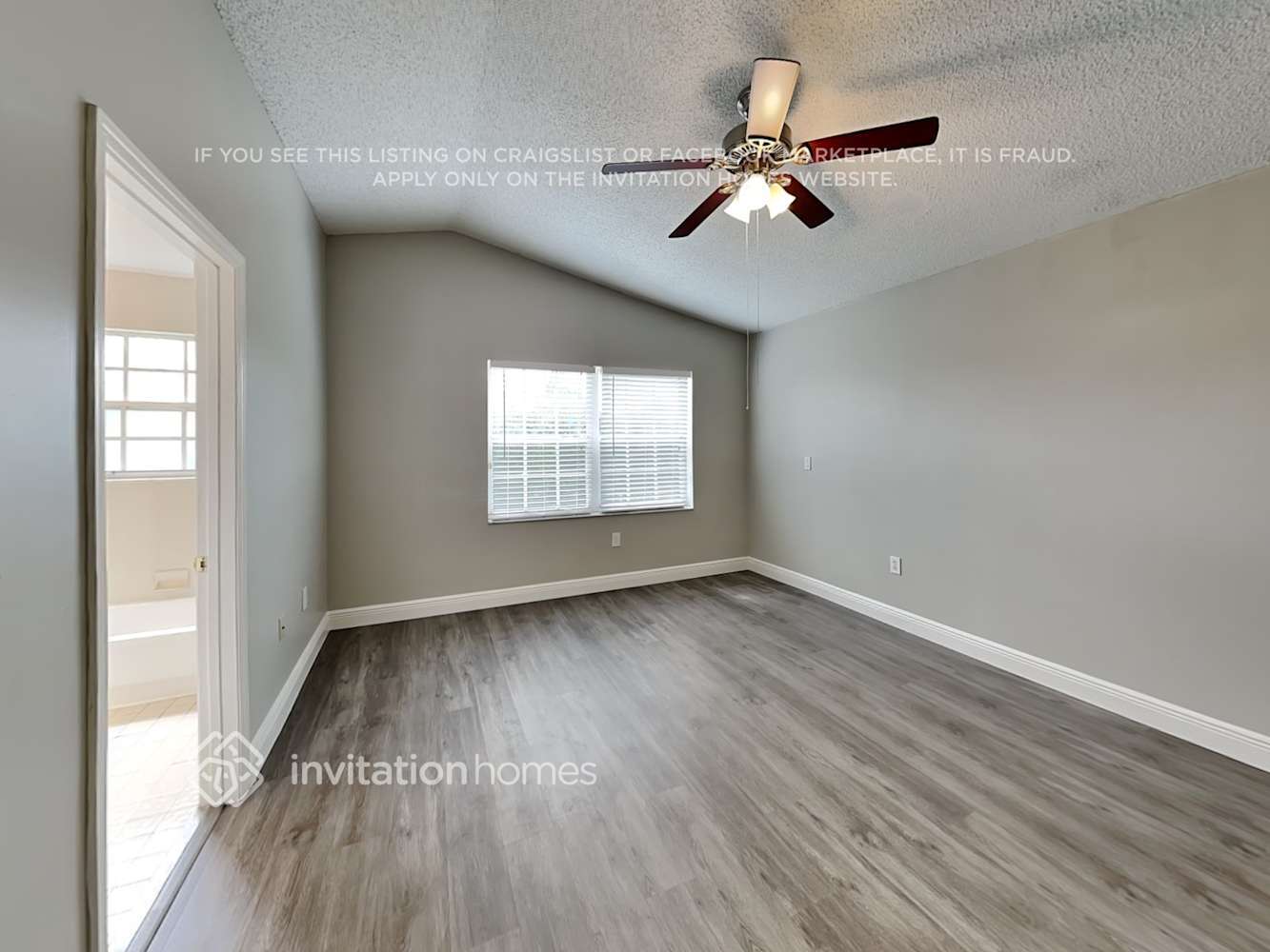 Building Photo - 3350 NW 78th Ave