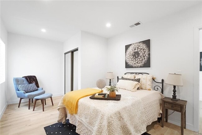 Building Photo - 3636 Gardenia Ave