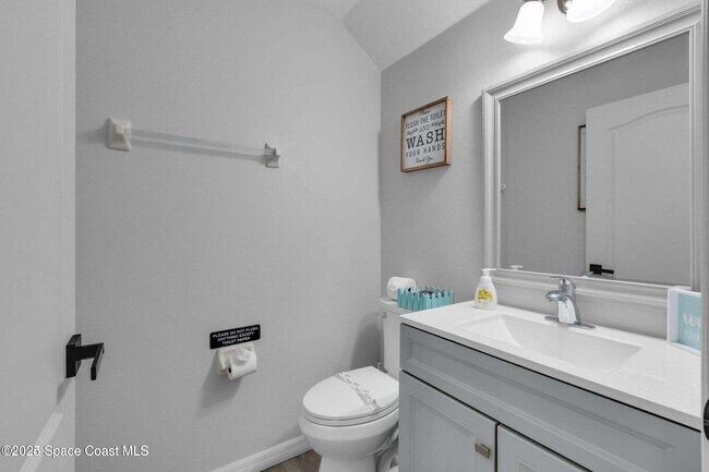 Building Photo - 3156 Via Palma Ln
