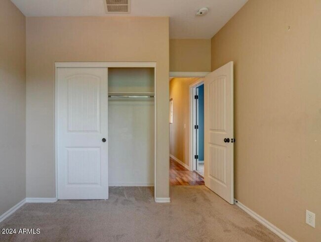 Building Photo - 15339 N 145th Ave