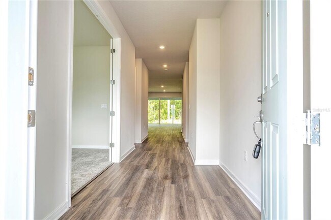 Building Photo - 17297 Cagan Crossings Blvd