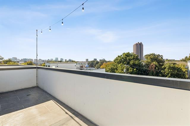 Building Photo - 4119 Munger Ave