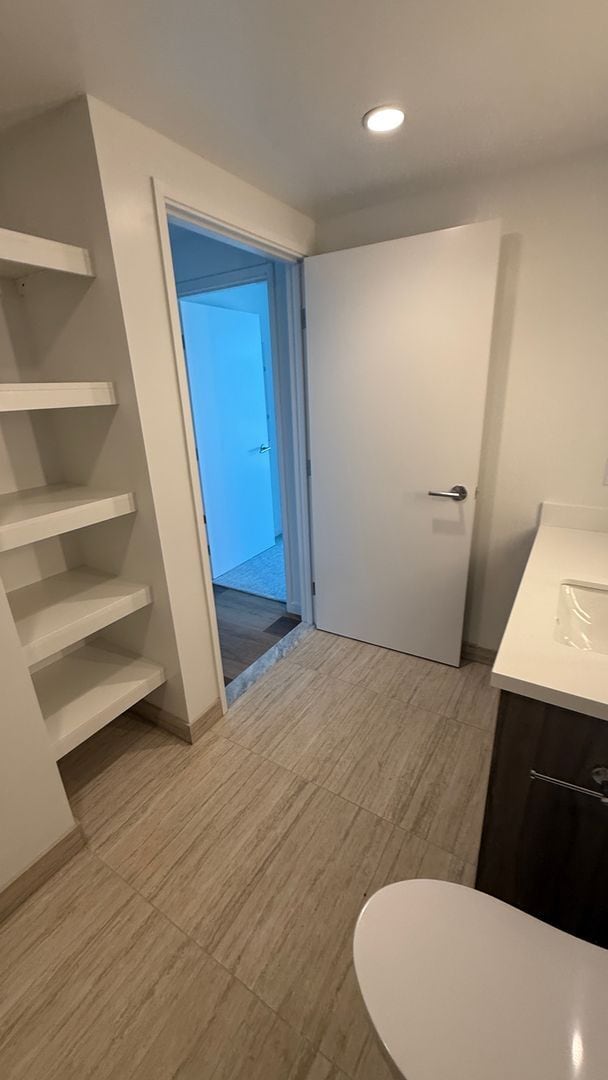 Building Photo - Brand-New 1 Bedroom Condo for Rent – $3,20...