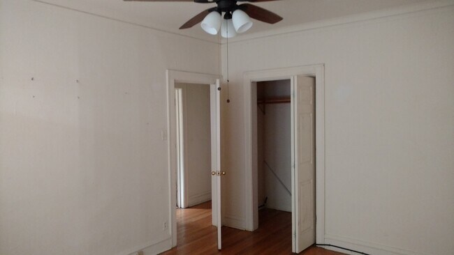 Building Photo - Work from Home? Big Four Room 1 (or 2) Bedroom or Office