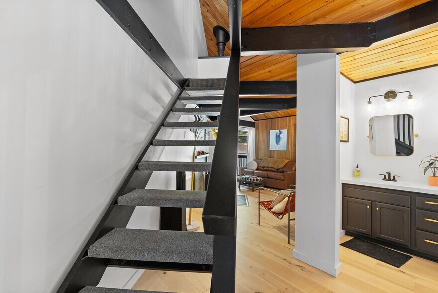 Building Photo - 42 Alder Way