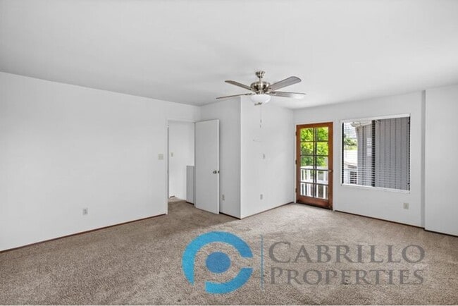 Building Photo - 629 Bonair Way