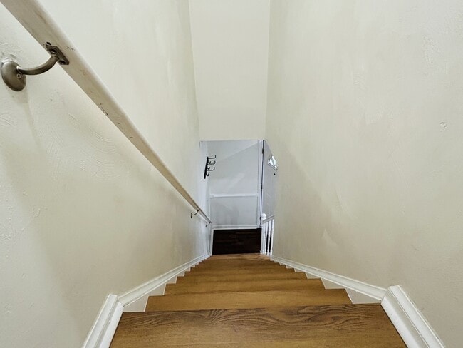 Building Photo - 5607 Gates Landing Rd