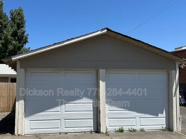 Building Photo - 42 Caliente St