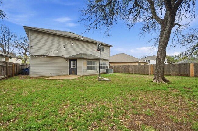 Building Photo - 8508 Kansas River Dr