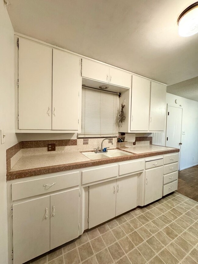 Building Photo - Charming 3-Bedroom Home in the Heart of Redding!