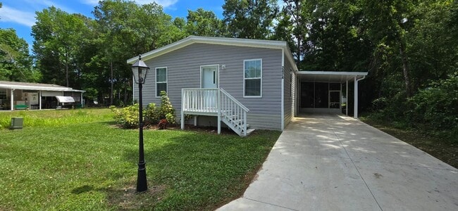 Building Photo - 55+ community Sylvan Grove / move in Special!