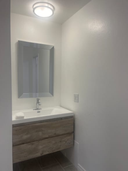 Building Photo - 16881 Sims Lane