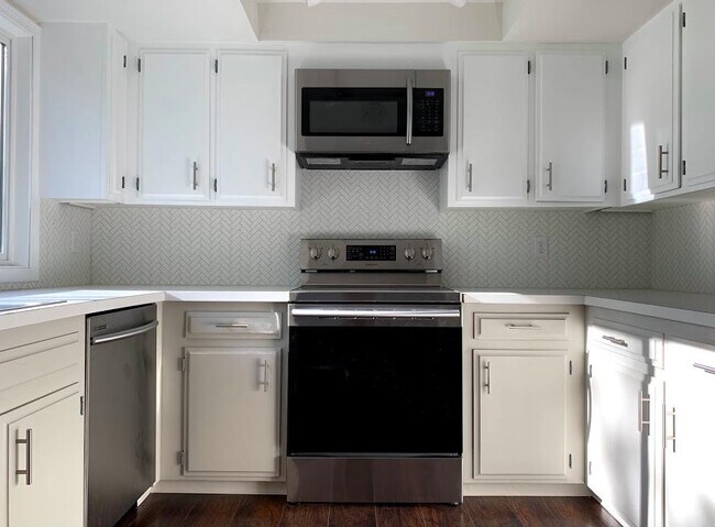 Building Photo - 5339 Baxter Ct SE