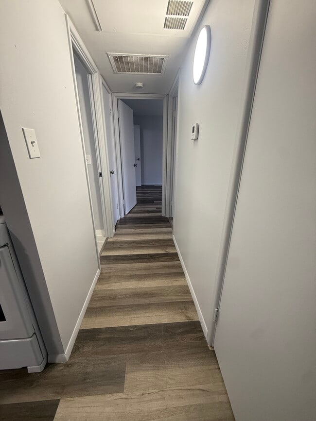 Building Photo - 2969 Four Towers Dr