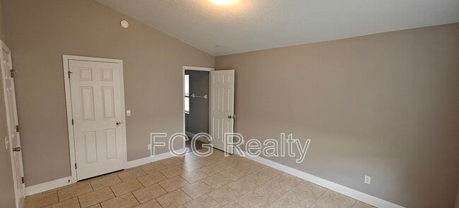 Building Photo - 122 Glenwood Blvd