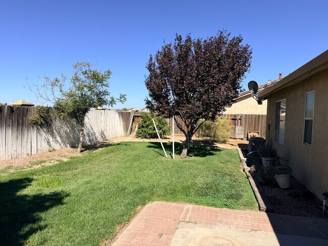Building Photo - 1436 Pintail Cir