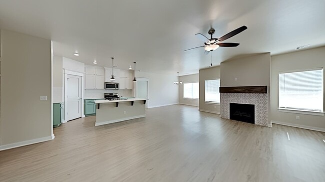 Building Photo - A Nice 3 Bedroom 2.5 Bathroom Custom Home ...