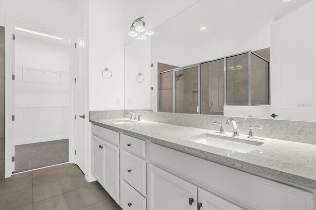 Building Photo - 2360 Datura Lp