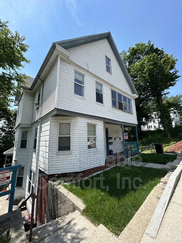 Building Photo - 254 Belmont St