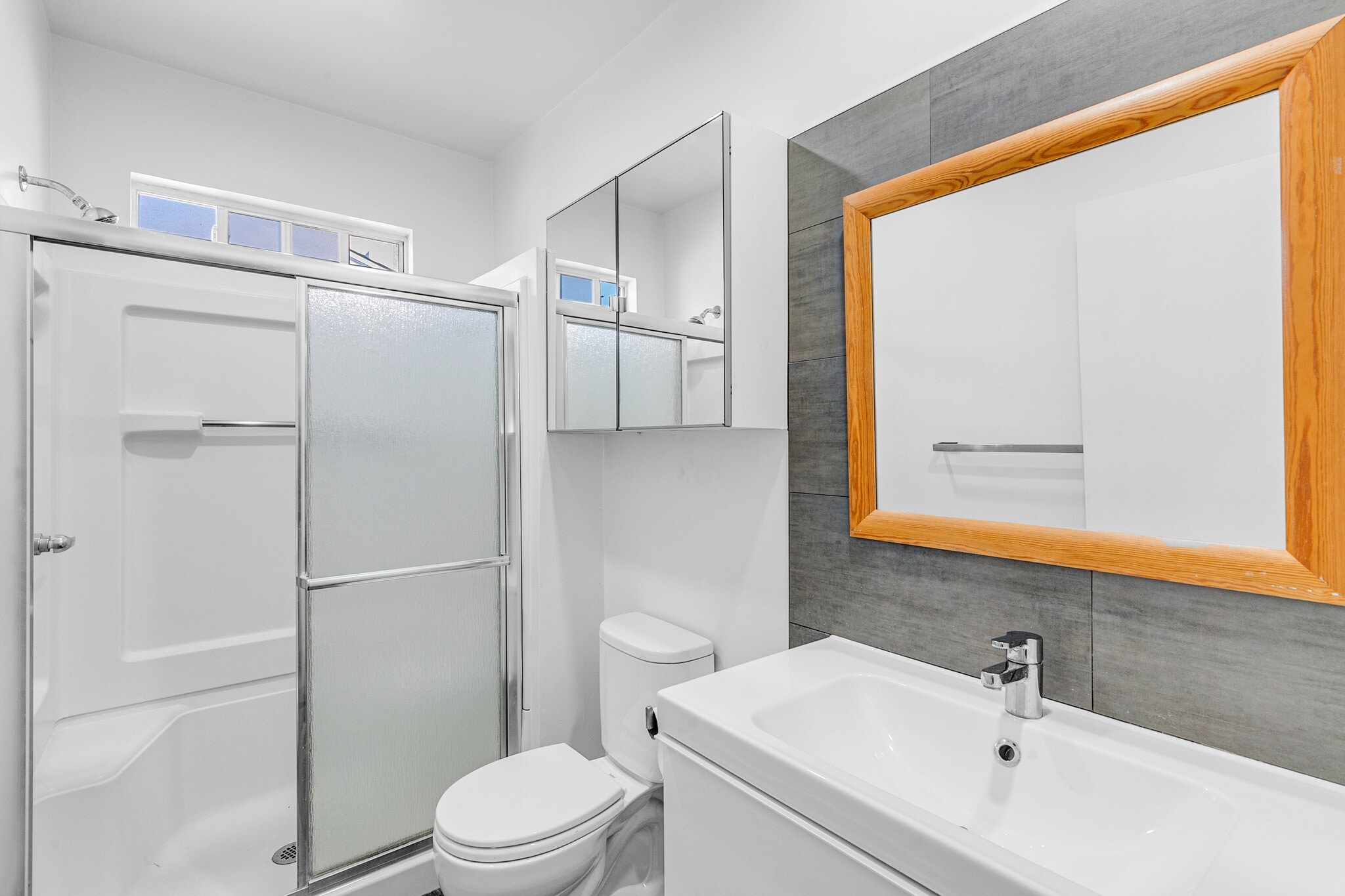 Building Photo - 3620 Tuller Ave