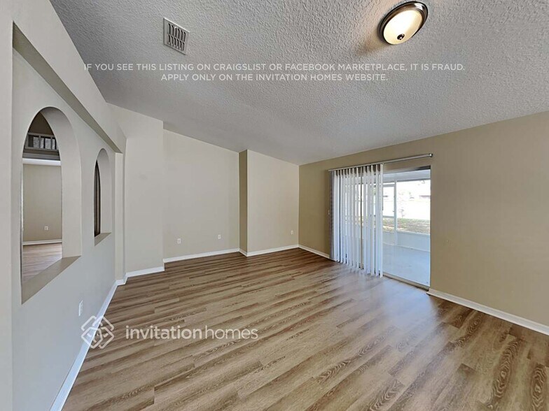 Building Photo - 5241 Silver Thistle Ln