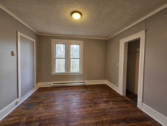 Building Photo - 183 Orange St