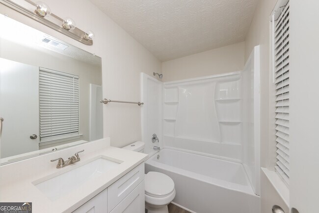 Building Photo - 1357 Ling Dr