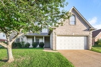 Building Photo - 180 Susanne Dr