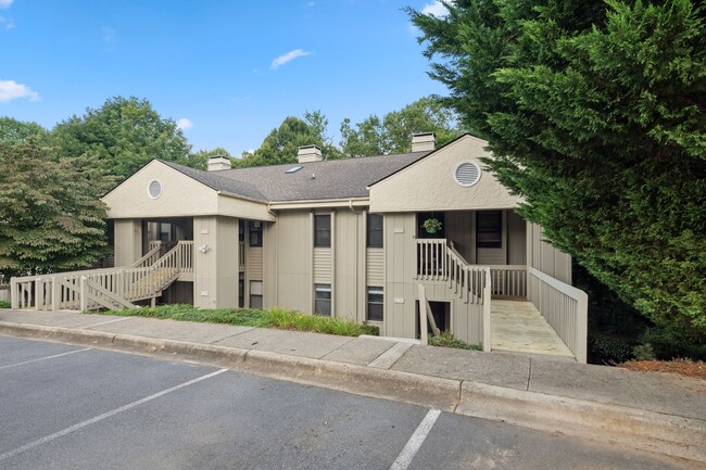 Primary Photo - East Asheville Condo in The Cloisters