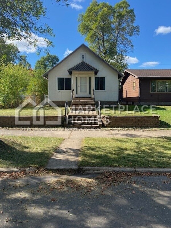 Primary Photo - 2913 5th Ave E