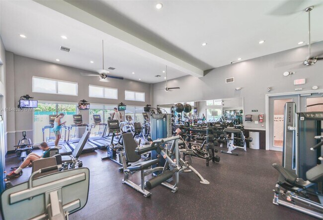 Building Photo - 1810 Sweetbay Way
