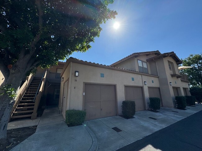Primary Photo - Immaculate 2Bd/2Ba Condo w/Brand New Floor...