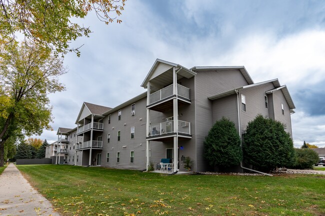 Building Photo - Primrose Court