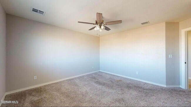 Building Photo - 14925 Pebble Hills Blvd