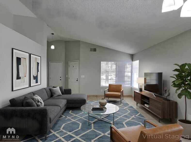 Building Photo - 1328 Sun Point Dr