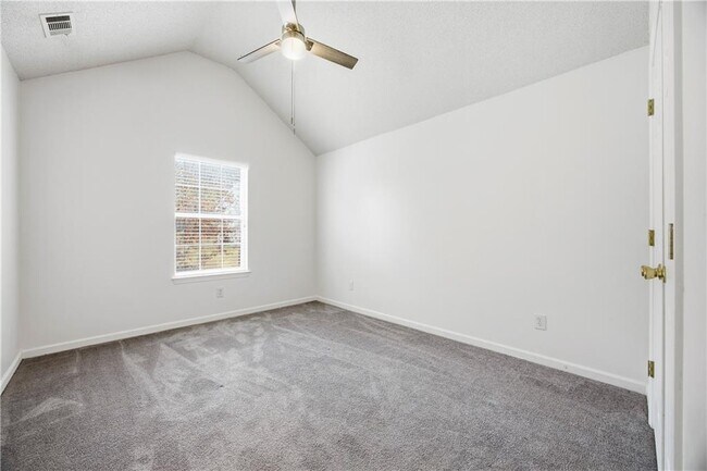 Building Photo - 3453 Cameo Ct