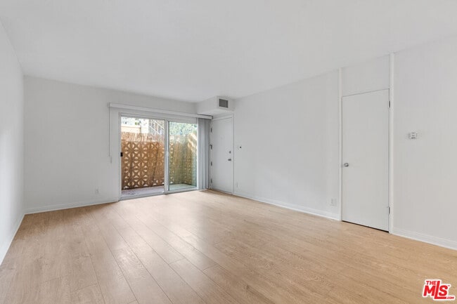 Building Photo - 7712 Pso Del Rey