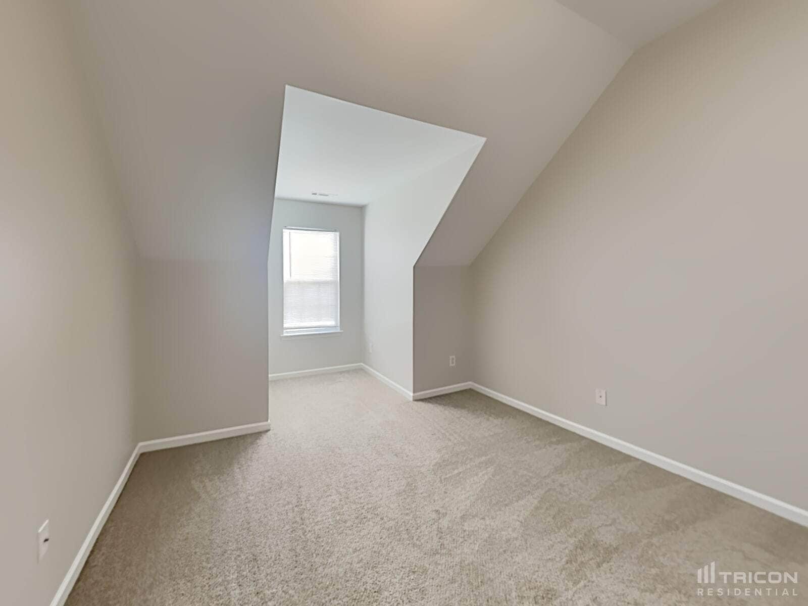 Building Photo - 1482 Kindred Cir NW
