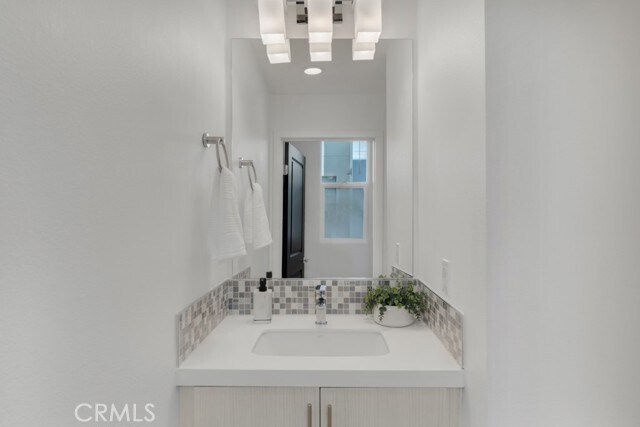 Building Photo - 10832 W Riverton Ct