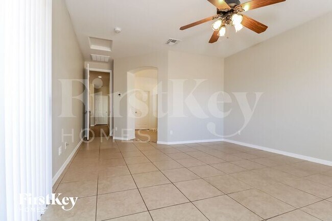 Building Photo - 14440 W Cora Ln