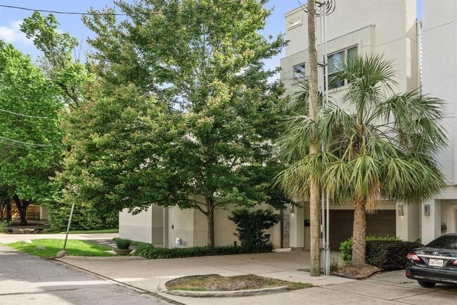 Building Photo - 106 Arnold St