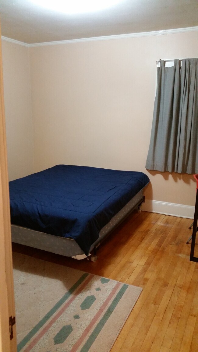 Building Photo - 2628 N 59th St