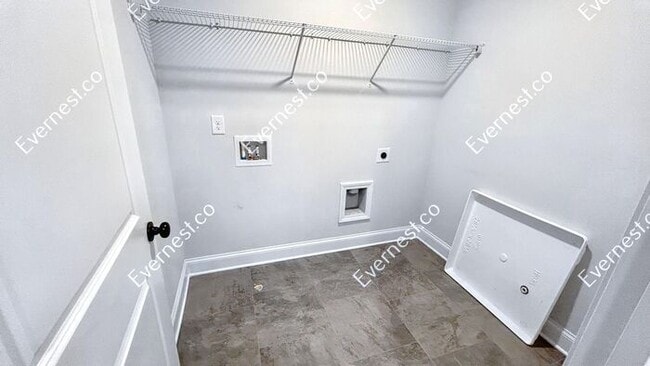 Building Photo - 428 Stovall Pl