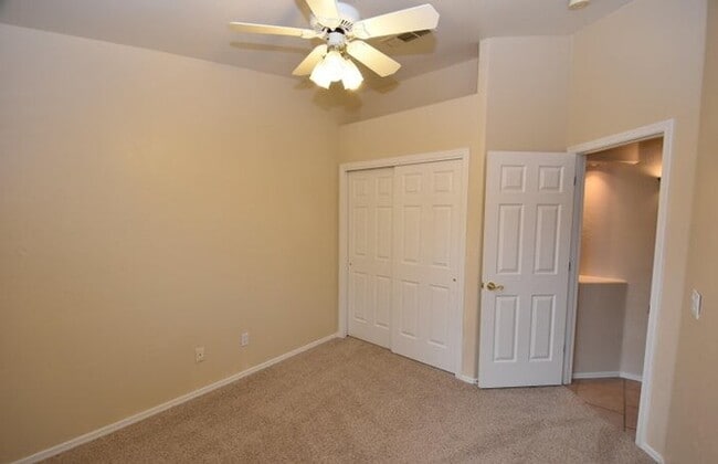 Building Photo - 3 Bedroom, 2 Bathroom Home with Amazing Views