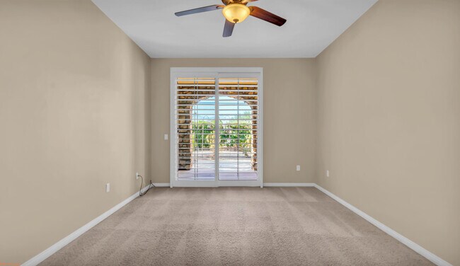 Building Photo - 1021 Via Fortuna