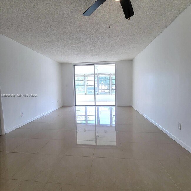 Building Photo - 6021 NW 61st Ave