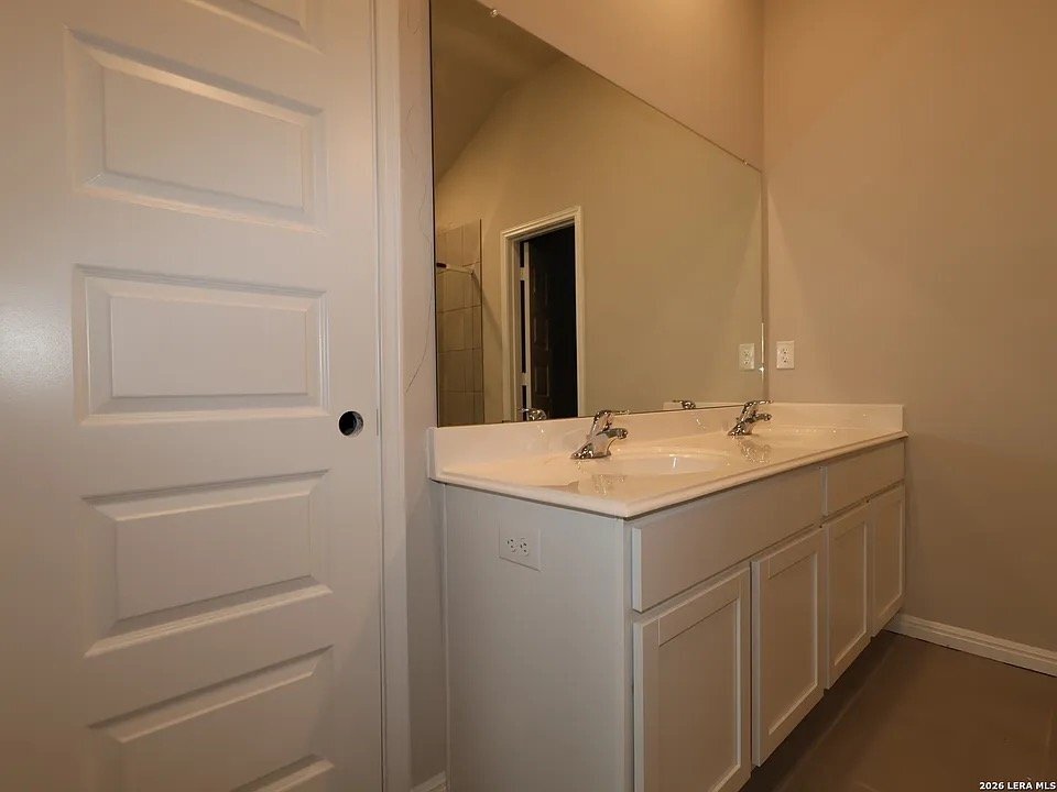 Building Photo - 6228 Medina Oasis