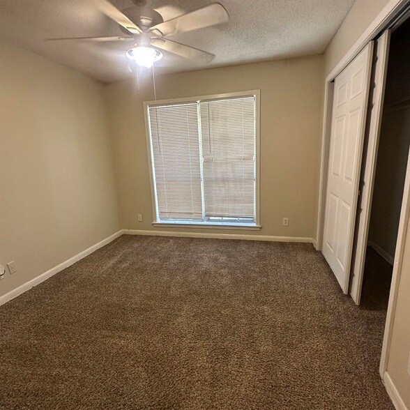 Building Photo - 5364 Santa Monica Cove