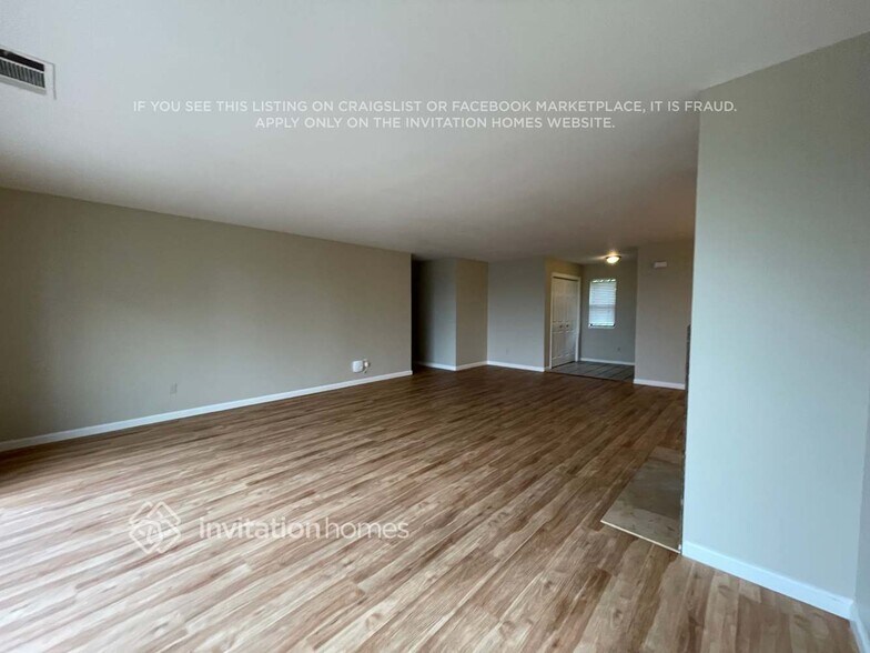Building Photo - 147 Pecan Ct